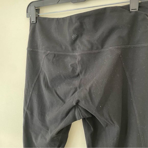 Athleta Salutation Yoga Capri Powervita Crop Leggings Tights 591383 Black M - Picture 8 of 11